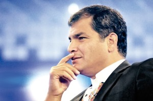 El presidente Correa llamó a los pueblos latinos a luchar unidos contra organismos internacionales como el FMI y el Banco Mundial