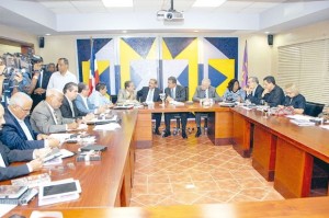 Las reuniones del Comité Político del PLD se hacen a puerta cerrada. (El Caribe )