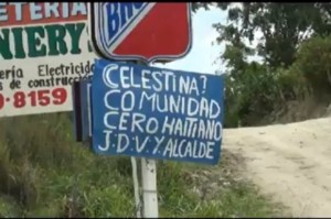 La comunidad Celestina del municipio de San José de las Matas ha implementado una iniciativa de control migratorio para impedir asentamientos de haitianos en esa localidad. La misma consiste en un estricto control sobre la contratación de mano de obra haitiana, según publicó en su muro el periodista Luis Alfredo Collado, quien es oriundo de San José de las Matas. Los interesados en esos servicios deben firmar dos documentos, uno de la Junta de Vecinos y otro del Alcalde Pedáneo, en la que ambos se establecen “que el que contrata a un haitiano es responsable de sus actos”. “Y como nadie quiere asumir esa responsabilidad legal, entonces el resultado es como se lee en el letrero que está en la entrada de la comunidad: Celestina, comunidad cero haitiano, J.D.V. y alcalde", precisa la información. 