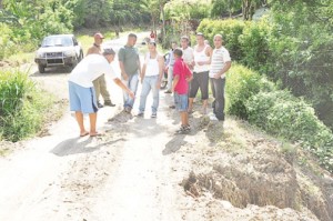 Varias casas se han hundido. (Ricardo Flete)