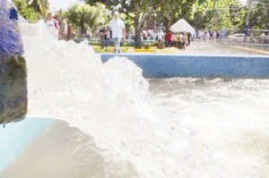 Los expertos aconsejan medir bien los parámetros de calidad de los puntos de distribución de agua para consumo humano. (El Caribe ) 