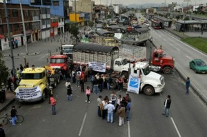 ntensas protestas marcadas por la represión policial se han registrado en Colombia tras el inicio del paro agrario. (foto: Archivo)