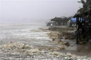 La tormenta Manuel se disipó sobre el litoral mexicano del Pacífico. (Foto: Jacobo Garcia / Reuters)
