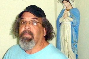 Padre Rogelio Cruz.