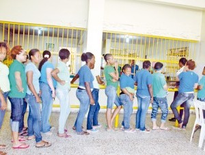 Las internas de la cárcel Najayo-Mujeres se adaptan a la disciplina y las precariedades. (Julia Ramírez ) 
