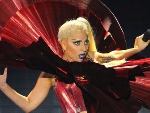 Lady Gaga se presentará en los premios de You Tube. (Joel Ryan/AP )