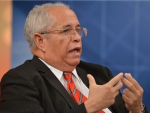 Ex juez de la Suprema Corte de Justicia, Julio Aníbal Suárez (Danny Polanco) - 