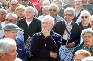 Empresarios piden que se eleve la edad de jubilación en España de 65 a 70 años (Foto: Archivo)