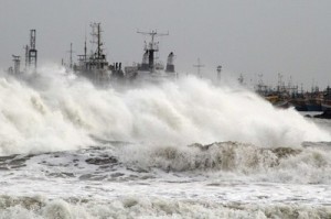 El ciclón Phailin llegó a la costa este de India con unos vientos de hasta 200 kilómetros por hora. (Foto: Reuters)