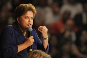 La presidenta de Brasil, Dilma Rousseff se perfila como la favorita para las elecciones presidenciales de 2014. (Foto: AFP)