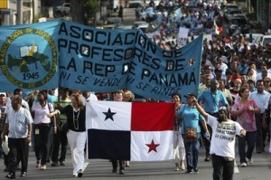 Docentes de Panamá quieren un aumento de 60%. (Foto: Archivo)