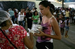 Se habilitó una inversión de 300 mil dólares para la compra de leche, avena, carne y otros nutrientes para niños, mujeres y adultos mayores.