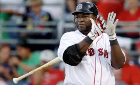 David Ortiz de los Medias Rojas de Boston celebra tras el jonrón de Jonny Gomes en el sexto inning del cuarto juego de la Serie Mundial ante los Cardenales de San Luis el domingo 27 de octubre de 2013