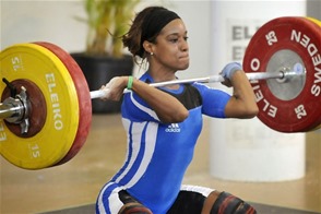 Yudelkis Contreras es la atleta dominicana de mayor jerarquía que competirá en el Festival Deportivo de Mujer, cuya segunda versión comenzará hoy en la mañana en el viejo pabellón de voleibol.