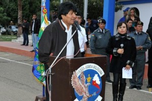 Evo Morales ofreció toda la ayuda posible que requiera el Gobierno chileno