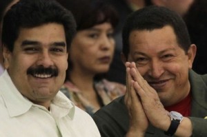 Nicolás Maduro conmemora victoria de Hugo Chávez ante planes golpistas de 2002 .