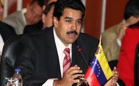 Los cancilleres de la Unión de Naciones Suramericanas (UNASUR) retomaron este lunes su empeño por sentar en la mesa del diálogo al Gobierno legítimo de Nicolás Maduro y a la oposición de Venezuela, país que enfrenta acciones violentos generados por grupos desestabilizadores. 