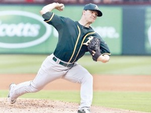 Sonny Gray estuvo dominante ayer y le ganó el duelo al japonés Yu Darvish. (AP ) .