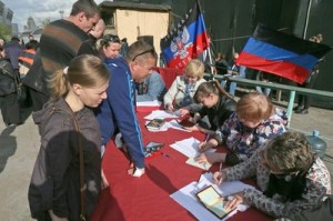 Con 96 y 89,7 por ciento, el pueblo de Lugansk y Donetsk aprobaron su separación de Ucrania.
