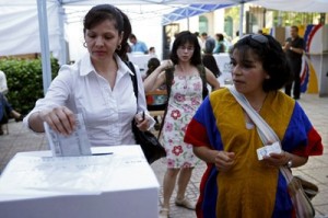 545 mil 978 colombianos en el exterior podrán votar entre las 08H00 y 16H00 del país en que se encuentren.