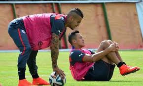 Arturo Vidal durante un entrenamiento el miércoles 11 de junio de 2014 en Belo Horizonte, Brasil. A 24 horas del debut de Chile en la Copa Mundial ante Australia, continúa el culebrón en torno a la disponibilidad del volante de Juventus, que se repone de una operación de meniscos. (AP