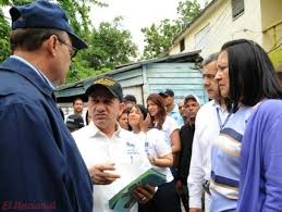 El doctor Freddy Hidalgo Núñez, ministro de Salud, dirigió la jornada el viernes contra el virus de la chikungunya.