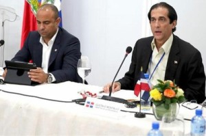 El primer ministro de Haití, Laurent Lamothe (izquierda) y el ministro de la Presidencia Dominicana, Gustavo Montalvo, se verán nuevamente las caras para establecer nuevos mecanismos de integración.