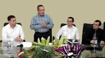 Funcionarios del Gobierno dominicano durante una reunión en La Vega.