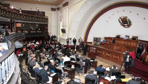 El Parlamento venezolano aprobó un Proyecto de Acuerdo en apoyo al Presidente Constitucional Nicolás Maduro en la lucha contra la Guerra Económica. (Foto: AVN)