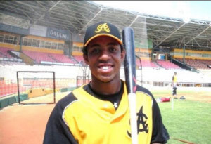 Oscar Taveras con uniforme de Águilas Cibaeñas.