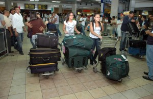 AEROPUERTO-VIAJEROS