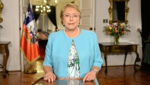 Bachelet firmará este miércoles las urgencias y en 45 días deben ser impulsadas. | Foto: EFE