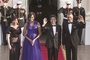 Recepción. El presidente de EE.UU., Barack Obama, y el primer ministro japonés, Shinzo Abe, subrayaron ayer su compromiso con el proyectado Acuerdo de Asociación Transpacífico (TPP) y descartaron que su alianza bilateral, sobre todo en comercio y defensa, sea una provocación hacia China.