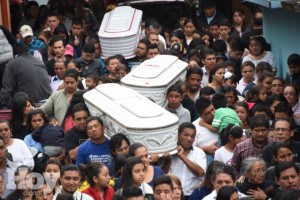 El embajador dominicano en Guatemala, Elic Fernández Carrera, manifestó hoy que no hay víctimas dominicanas del alud que se produjo el pasado fin de semana en el vecindario de Cambray.