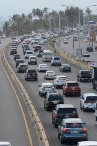 amet-realiza-carreteo-para-controlar-regreso-masivo-de-vacacionistas-en-las-principales-carreteras (1)