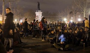 Primero, con disturbios tras las manifestaciones que ayer recorrió las calles de unas 200 ciudades en contra de la reforma laboral que prepara el Gobierno del presidente francés, François Hollande. Foto: Fuente Externa