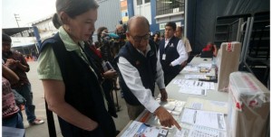 El proceso electoral está siendo observado por 16 misiones internacionales integradas por 514 expertos electorales, informó el Jurado Nacional de Elecciones (JNE). Foto: Fuente Externa