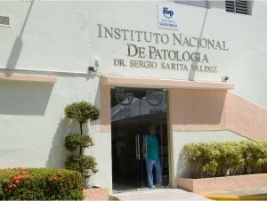 nstituto Nacional De Patologia Forense. (Juan T. Valenzuela) - See more at: http://www.elcaribe.com.do/2016/07/01/policia-mata-hombre-acusado-ultimar-comerciante-cotui#sthash.dHyMb5SF.dpuf